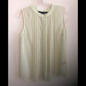 French Connection Sleeveless Chiffon Hidden Button Front Pleated Top Soft Lime